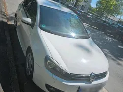Weiß Gebraucht 2011 VW Golf VI Kombi | 5.100 € (Etwas zu teuer)
