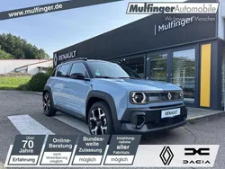 Kumulusblau, dach in schwarz Neu 2025 Renault 4 E-Tech Komfort SUV | 34.300 € (Guter Preis)