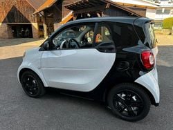 Weiß Gebraucht 2019 Smart ForTwo Electric Drive Kleinwagen | 7.500 € (Fairer Preis)