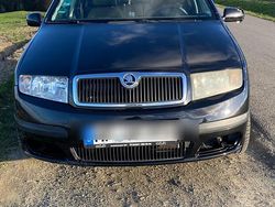 Schwarz Gebraucht 2006 Skoda Fabia Kleinwagen | 1.500 €