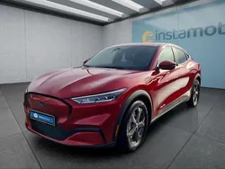 Rot Gebraucht 2023 Ford Mustang Mach-E SUV | 38.299 € (Fairer Preis)