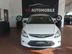 Weiß Gebraucht 2010 Hyundai i30 Edition Limousine | 5.990 € (Etwas zu teuer)