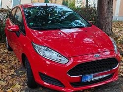Rot Gebraucht 2016 Ford Fiesta Kleinwagen | 6.000 € (Superpreis)