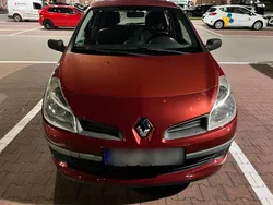 Rot Gebraucht 2006 Renault Clio II Limousine | 2.550 €