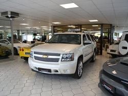 Weiß Gebraucht 2012 Chevrolet Suburban LTZ SUV | 21.900 €