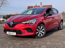 Rot Gebraucht 2023 Renault Clio V Equilibre Limousine | 17.190 € (Fairer Preis)