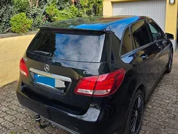 Schwarz Gebraucht 2015 Mercedes B180 Van / Kleinbus | 10.800 € (Fairer Preis)