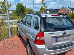 Silber Gebraucht 2007 Kia Sportage SUV | 7.150 € (Teuer)