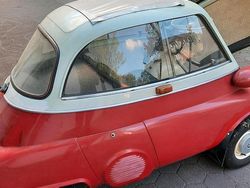 Rot Gebraucht 1960 BMW Isetta Coupé | 15.000 €