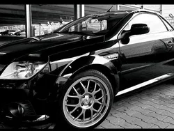 Schwarz Gebraucht 2006 Opel Tigra Cabrio | 1.999 € (Fairer Preis)