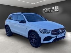 Weiß Gebraucht 2021 Mercedes GLC300e AMG SUV | 35.980 € (Fairer Preis)