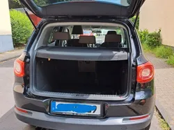Schwarz Gebraucht 2011 VW Tiguan Team SUV | 8.500 € (Fairer Preis)