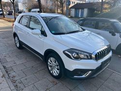 Weiß Gebraucht 2016 Suzuki SX4 S-Cross Comfort+ SUV | 14.970 € (Fairer Preis)