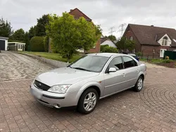 Silber Gebraucht 2002 Ford Mondeo Ghia Kombi | 1.200 € (Fairer Preis)