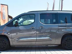 Grau Gebraucht 2024 Toyota Proace City Van | 30.900 € (Etwas zu teuer)