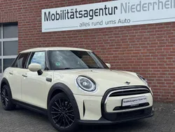 Weiß Gebraucht 2021 Mini John Cooper Works Kleinwagen | 20.590 € (Fairer Preis)