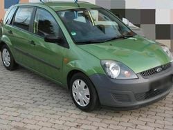 Grün Gebraucht 2006 Ford Fiesta Kleinwagen | 2.300 € (Fairer Preis)
