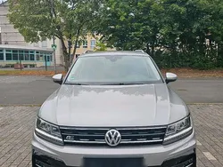 Grau Gebraucht 2020 VW Tiguan R-line SUV | 25.499 € (Fairer Preis)