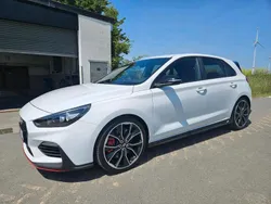 Weiß Gebraucht 2018 Hyundai i30 Limousine | 18.900 € (Fairer Preis)