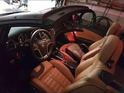 Grau Gebraucht 2013 Opel Cascada Edition Cabrio | 13.000 € (Etwas zu teuer)