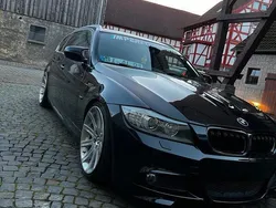 Schwarz Gebraucht 2010 BMW 325 Performance Kombi | 14.450 €