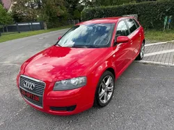 Rot Gebraucht 2005 Audi A3 Sportback Ambiente Limousine | 2.900 € (Guter Preis)