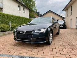 Grau Gebraucht 2018 Audi A4 Ambiente Kombi | 14.950 € (Guter Preis)