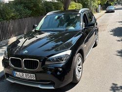 Schwarz Gebraucht 2012 BMW X1 Sport Line SUV | 6.000 € (Fairer Preis)