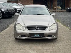 Cubanitsilber metallic Gebraucht 2004 Mercedes C200 Coupé | 2.750 € (Guter Preis)