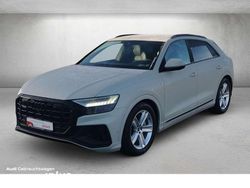 Vikunjabeige metallic Gebraucht 2022 Audi Q8 S-Line SUV | 62.980 € (Teuer)