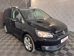 Schwarz Gebraucht 2014 VW Touran Life Van / Kleinbus | 13.770 € (Fairer Preis)