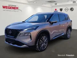 Champagne silver Gebraucht 2024 Nissan X-Trail Tekna+ SUV | 47.990 €