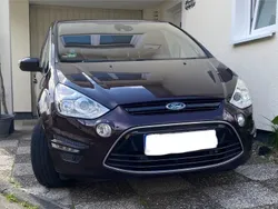 Violett Gebraucht 2011 Ford S-MAX Titanium Van / Kleinbus | 9.000 € (Teuer)