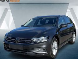 Grau Gebraucht 2023 VW Passat Business Kombi | 22.490 € (Guter Preis)
