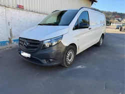 Weiß Gebraucht 2017 Mercedes Vito Van / Kleinbus | 4.522 €