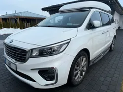 Weiß Gebraucht 2019 Kia Carnival Van / Kleinbus | 33.000 €