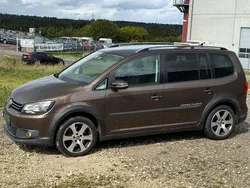 Braun Gebraucht 2011 VW Touran Cross Van / Kleinbus | 5.600 € (Guter Preis)