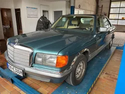 Grün Gebraucht 1983 Mercedes 380 SE Limousine | 13.900 €