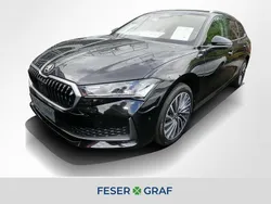 Onyxschwarzmetallic Gebraucht 2024 Skoda Superb LAURIN & KLEMENT Kombi | 37.880 € (Fairer Preis)