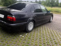 Schwarz Gebraucht 1997 BMW 528 Limousine | 4.400 € (Guter Preis)