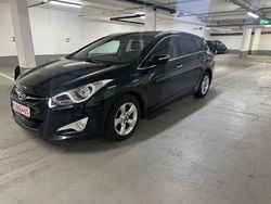 Schwarz Gebraucht 2015 Hyundai i40 Edition Kombi | 9.490 € (Fairer Preis)