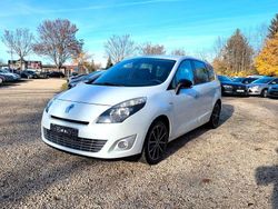 Weiß Gebraucht 2011 Renault Grand Scénic III Van / Kleinbus | 3.780 € (Guter Preis)