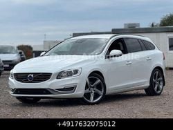 Weiß Gebraucht 2014 Volvo V60 Momentum Kombi | 11.590 € (Guter Preis)