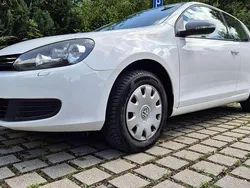 Weiß Gebraucht 2009 VW Golf VI Trendline Limousine | 6.900 € (Fairer Preis)