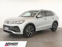 Oyster silver Gebraucht 2024 VW Tiguan R-line SUV | 47.384 € (Fairer Preis)
