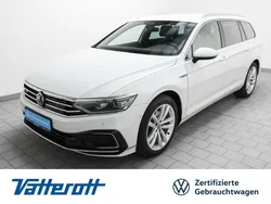 Gletscherweiß metallic (metallic) Gebraucht 2023 VW Passat GTE Kombi | 32.780 € (Fairer Preis)