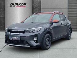 Grau Gebraucht 2018 Kia Stonic Spirit SUV | 12.990 € (Fairer Preis)