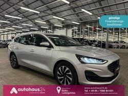 Silber Gebraucht 2023 Ford Focus Titanium Kombi | 15.590 € (Guter Preis)