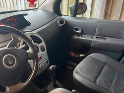 Schwarz Gebraucht 2008 Renault Modus Van / Kleinbus | 3.400 € (Fairer Preis)