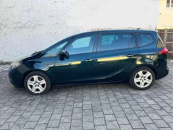 Grün Gebraucht 2015 Opel Zafira Tourer drive Van / Kleinbus | 8.499 € (Fairer Preis)
